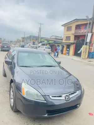 Honda Accord 2005 Gray