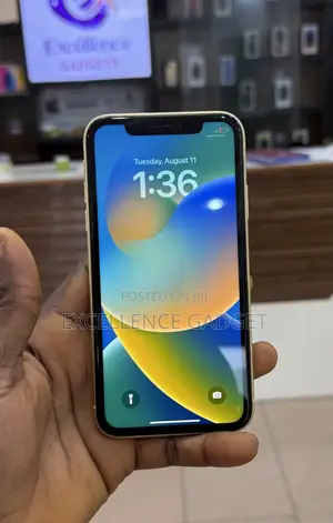 Apple iPhone XR 64 GB Yellow