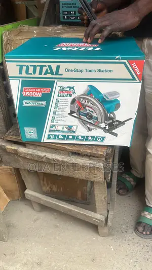 1600W Circular Sawq