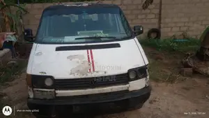 Volkswagen Transporter 1999 White