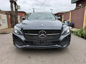 Mercedes-Benz C300 Base 4Matic Sedan AWD (2.0L 4cyl 7A) 2016 Gray