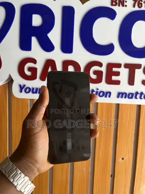 Apple iPhone 11 Pro Max 64 GB Gold
