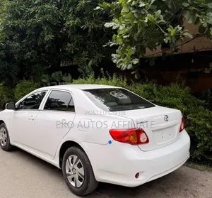 Toyota Corolla 2009 White