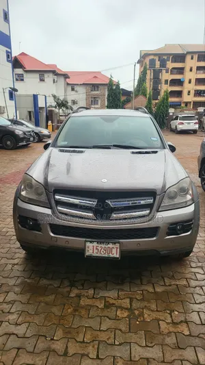Mercedes-Benz GL-Class 2009 Silver