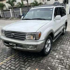 Toyota Land Cruiser 100 4.7 V8 Executive 2005 White