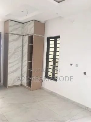 5bdrm Duplex in Ikeja for rent