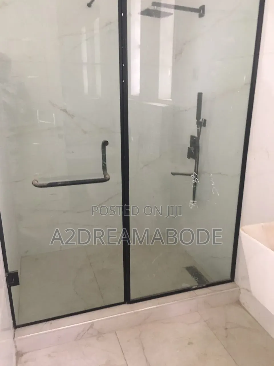 5bdrm Duplex in Ikeja for rent