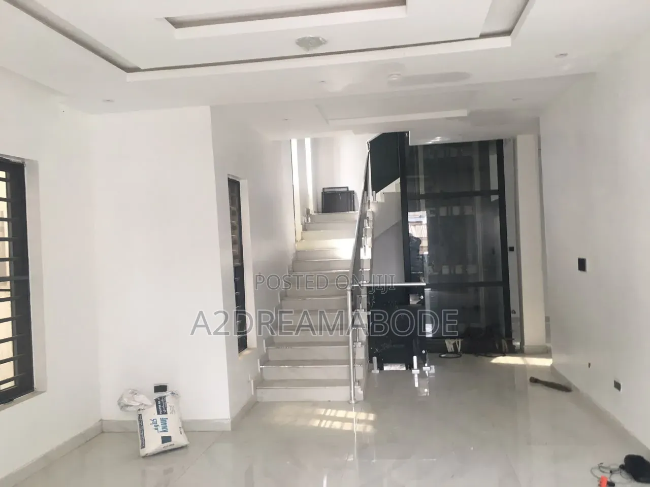 5bdrm Duplex in Ikeja for rent