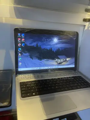 Laptop HP ProBook 450 G4 8GB Intel Core i5 HDD+SSD 700GB