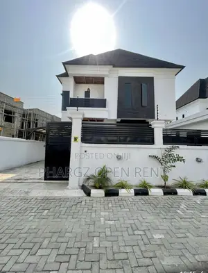 5bdrm Apartment in Royal Pine Estate, Chevron for rent