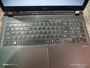 Laptop Acer Aspire M5-583P 6GB Intel Core i5 HDD 500GB