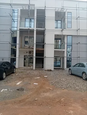 3bdrm Block of Flats in Palm Estate Dawaki for rent