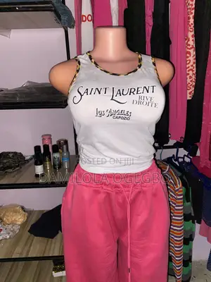 Sleeveless Saint Laurent Vibes
