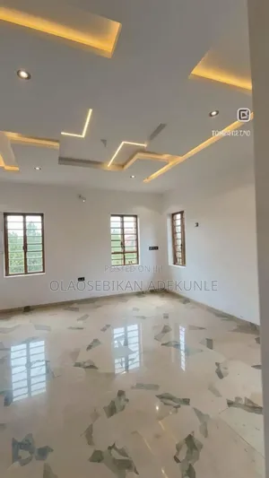 3bdrm Duplex in Olusoji Estate, Off, Oluyole for sale