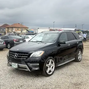 Mercedes-Benz M Class ML400 4MATIC 4dr SUV AWD (3.0L 6cyl Turbo 7A)