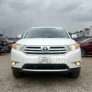 Toyota Highlander Hybrid Limited 2013 White