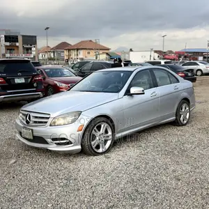 Mercedes-Benz C300 2011 Silver