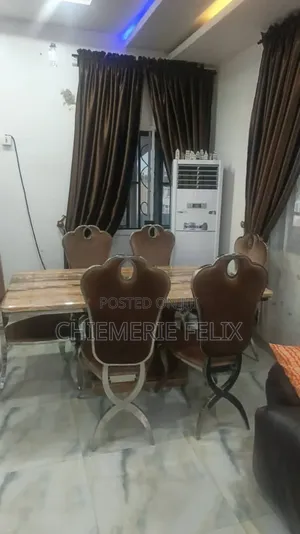 Dinning Table