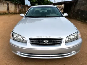 Toyota Camry 2002 Silver