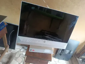 Desktop Computer HP Pavilion 24 8GB AMD Ryzen 5 HDD 1T