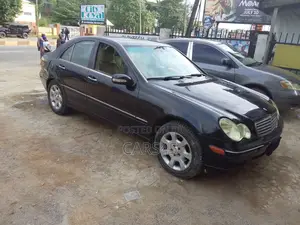 Mercedes-Benz C240 2005 Black