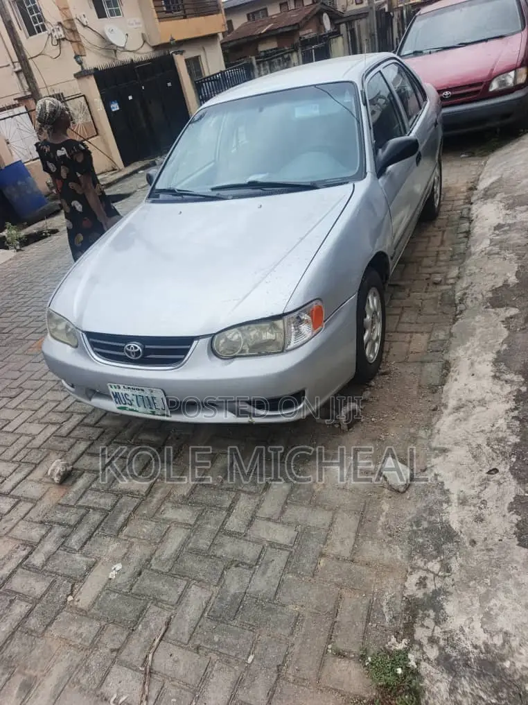 Toyota Corolla 2002 Silver