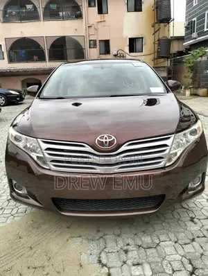 Toyota Venza LE 2010 Brown