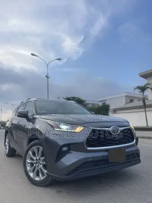 Toyota Highlander 2021 Gray