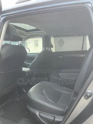 Toyota Highlander 2021 Gray