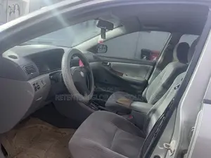 Toyota Corolla 2004 Silver