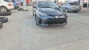 Toyota Corolla LE 4dr Sedan (1.8L 4cyl CVT) 2017 Gray
