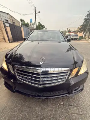 Mercedes-Benz E350 Base 4dr Sedan RWD (3.5L 6cyl 7A) 2010 Black