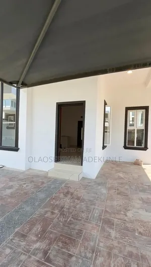 Mini Flat in Ikota Lekki for rent