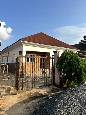 3bdrm Bungalow in Enugu for rent