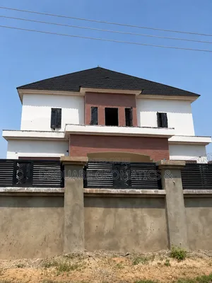 5bdrm Penthouse in Seman Metropolis, FHA for sale