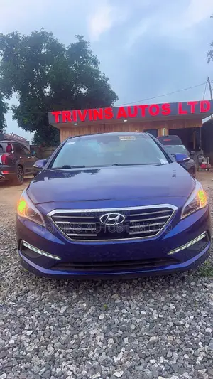 Hyundai Sonata Limited w/Brown Leather 4dr Sedan (2.4L 4cyl 6A) 2015