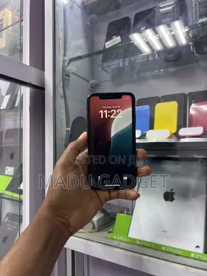 Apple iPhone XR 64 GB Black