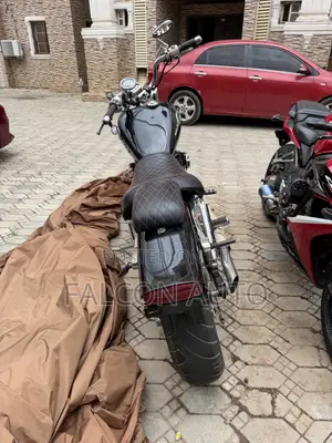 Honda VT 2000 Black