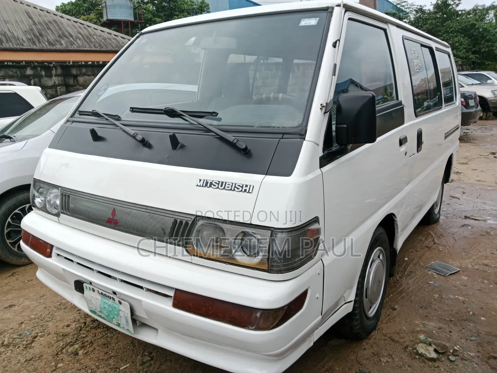 Mitsubishi L300 2010 White