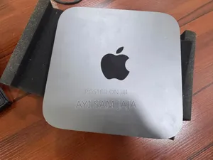 Desktop Computer Apple Mac Mini 8GB Intel Core i3 SSD 256GB