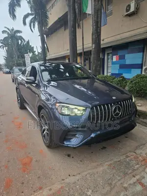 Mercedes-Benz GLE-Class 2023 Blue
