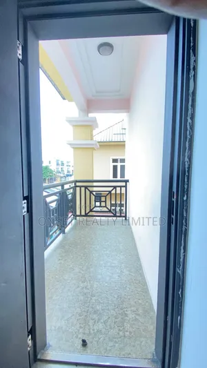 Studio Apartment in Ikate for rent