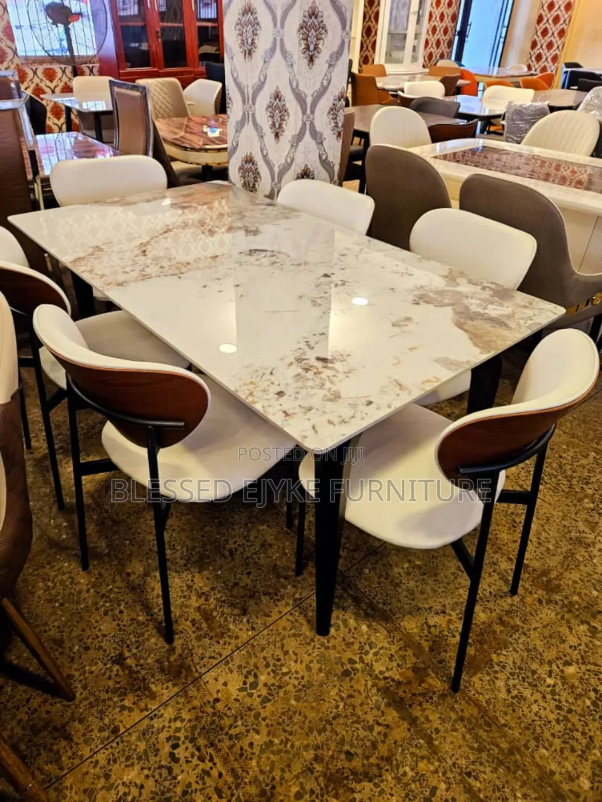 Latest Design Quality Dining Table