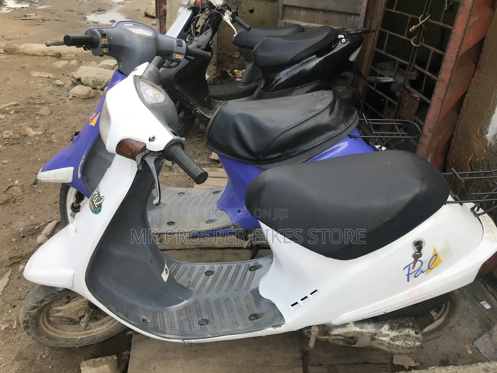 Honda 2023 Blue