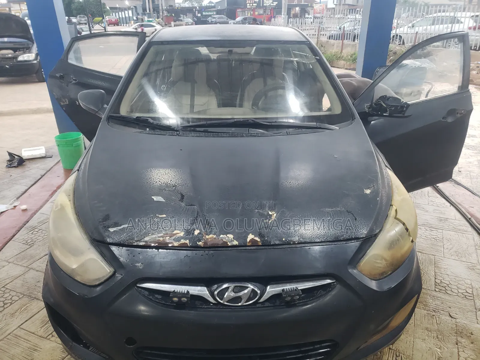 Hyundai Accent 2012 Black