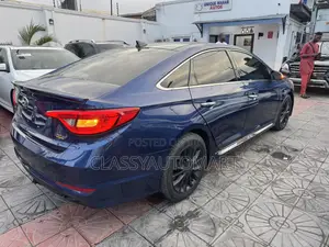 Hyundai Sonata Limited Sedan FWD (2.4L 4cyl 6A) 2016 Blue