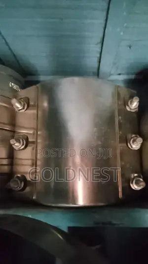 Heavy-Duty Stainless Steel Pipe Clamp 8"