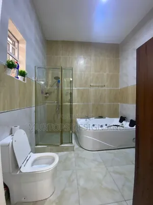 Studio Apartment in Oral Estate, Chevron for rent