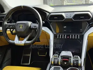 Lamborghini Urus Base 2019 Yellow