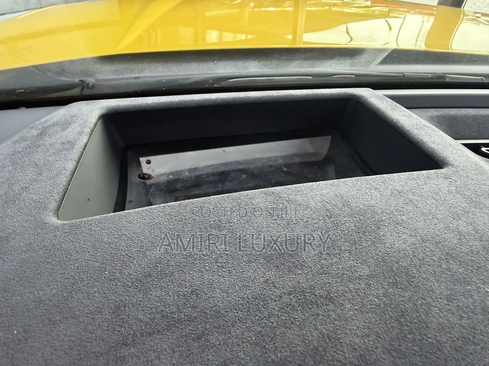 Lamborghini Urus Base 2019 Yellow
